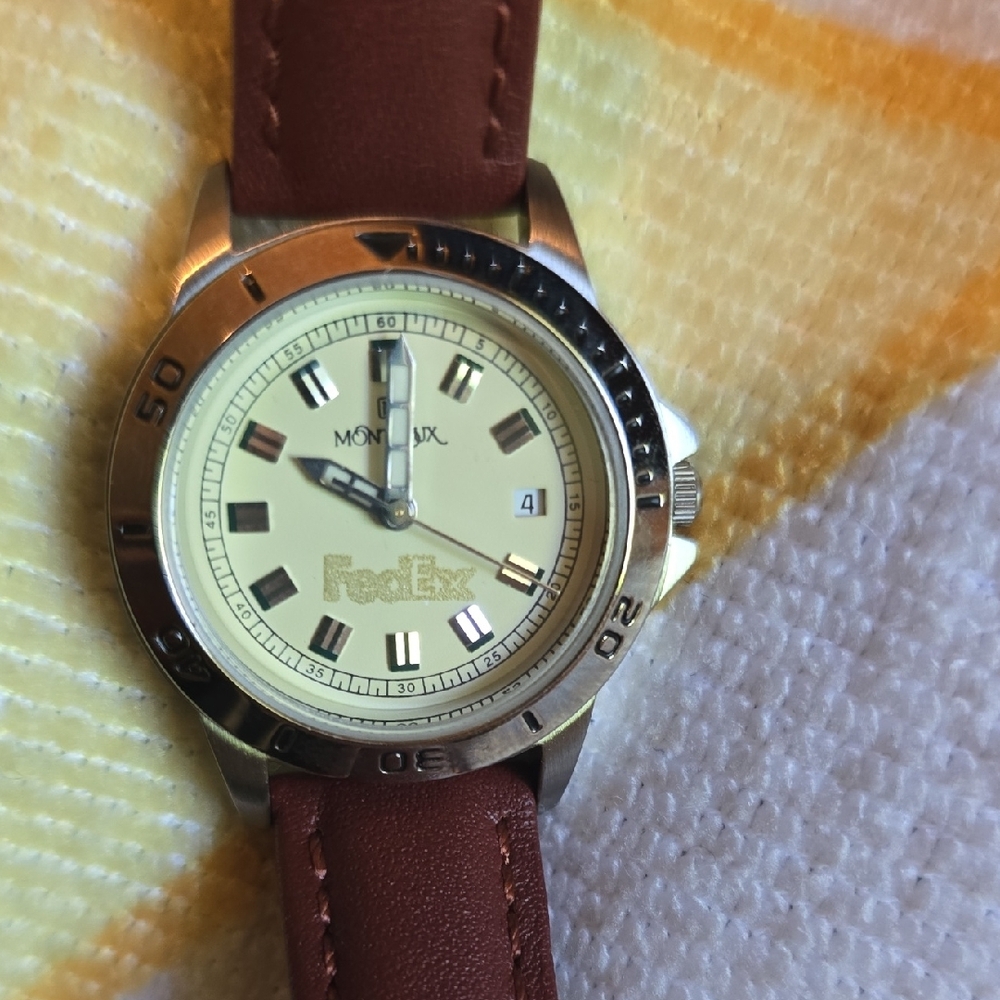 NIB- Montreux Vintage Elegant Brown Leather Strap Watch FedEx Branded